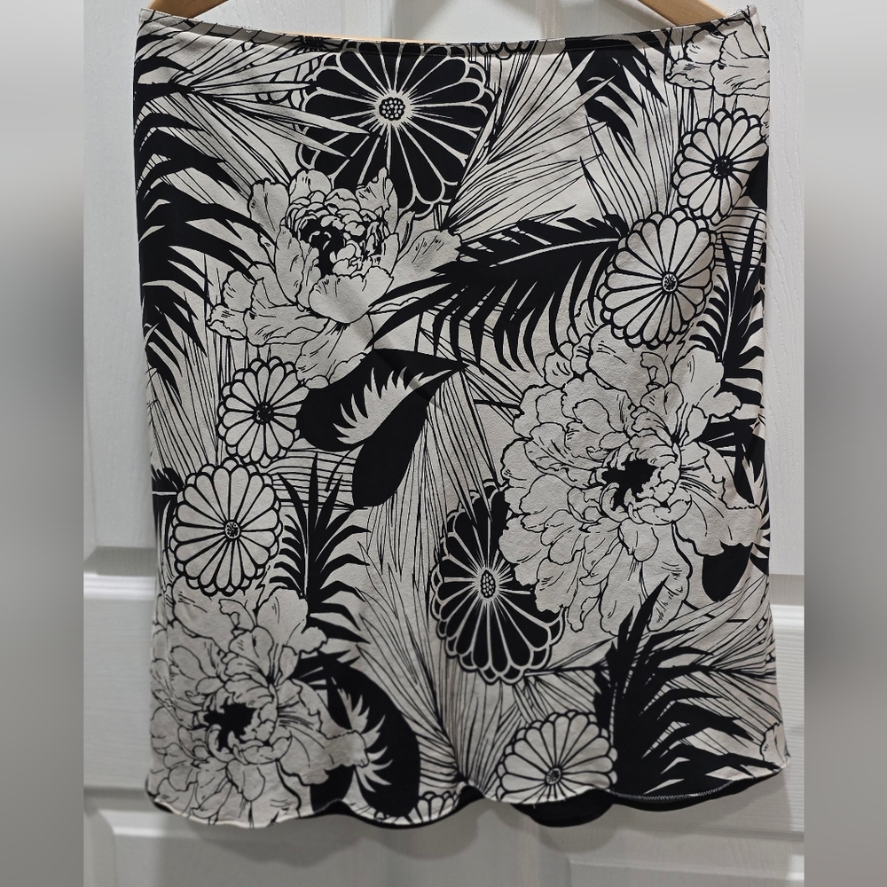 Kenneth Cole Black Silk Skirt